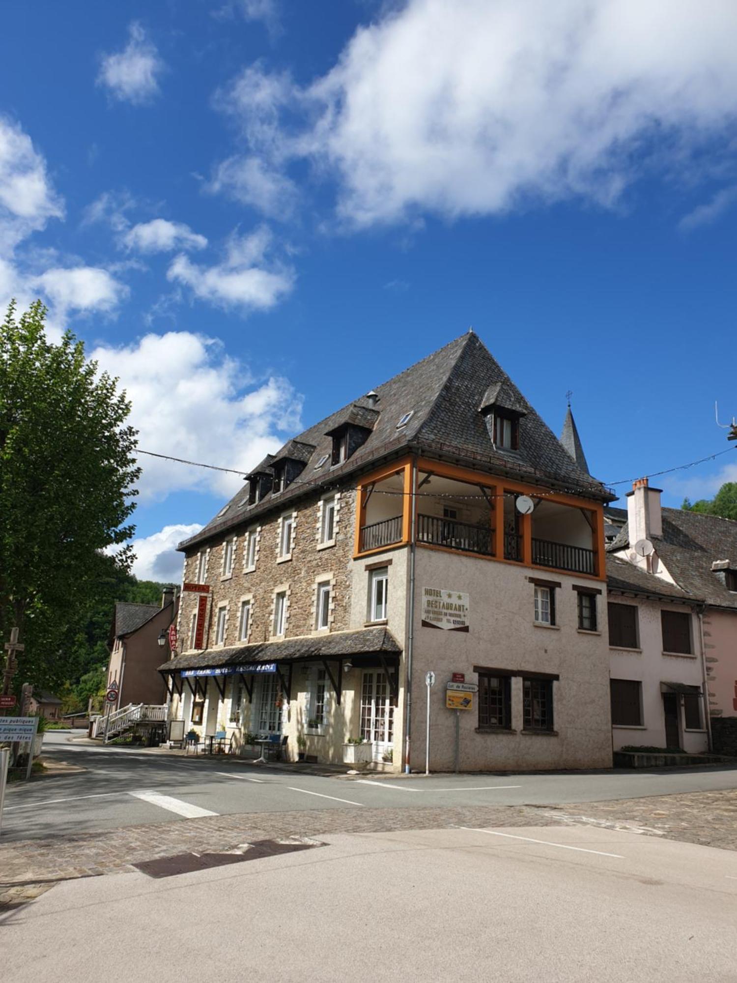 Aux Gorges Du Dourdou Hotel Conques-en-Rouergue Exterior foto